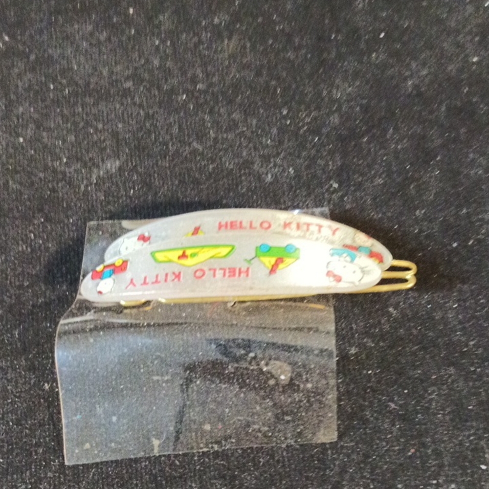 Hello Kitty Silver Hair Clips with Colorful Design - Picture 4 of 7